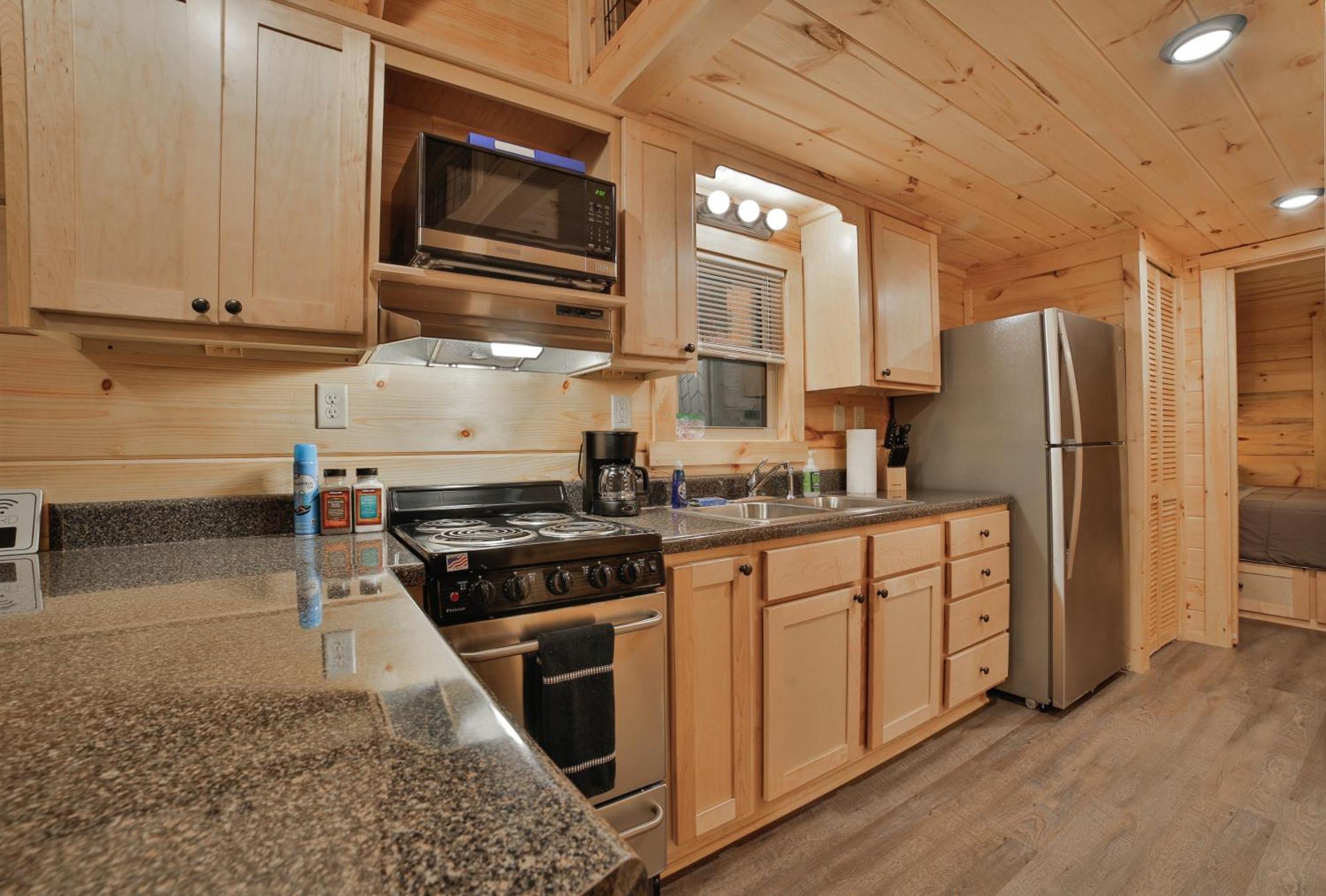 Meg Cabin Tiny Rustic Comfort On Lookout Mtn ชัททานูกา ภายนอก รูปภาพ
